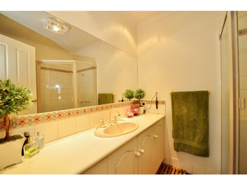 76 Investigator Drive, Woodcroft SA 5162