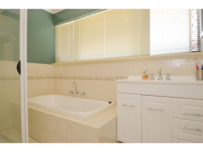 9 Dargi Court, Trott Park SA 5158