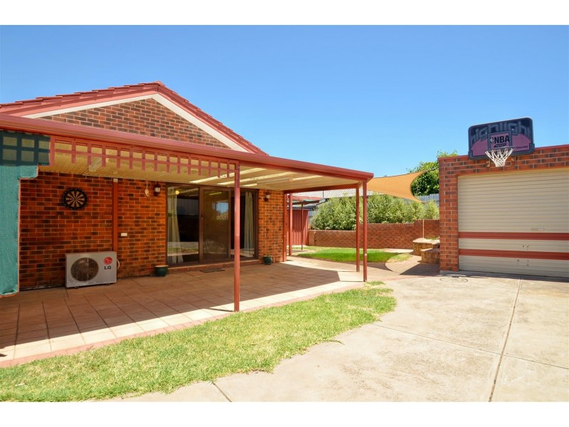 9 Dargi Court, Trott Park SA 5158