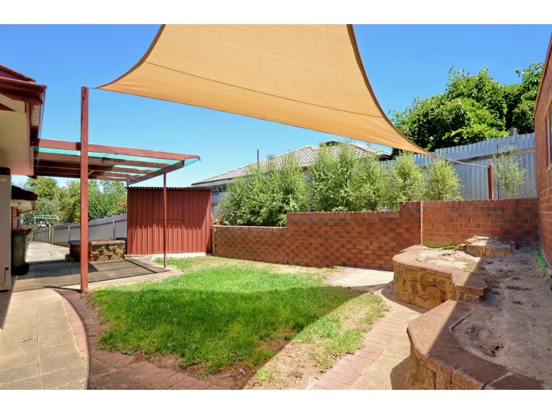 9 Dargi Court, Trott Park SA 5158