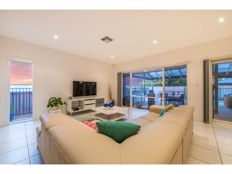 19 Harbour Drive, Seaford Rise SA 5169