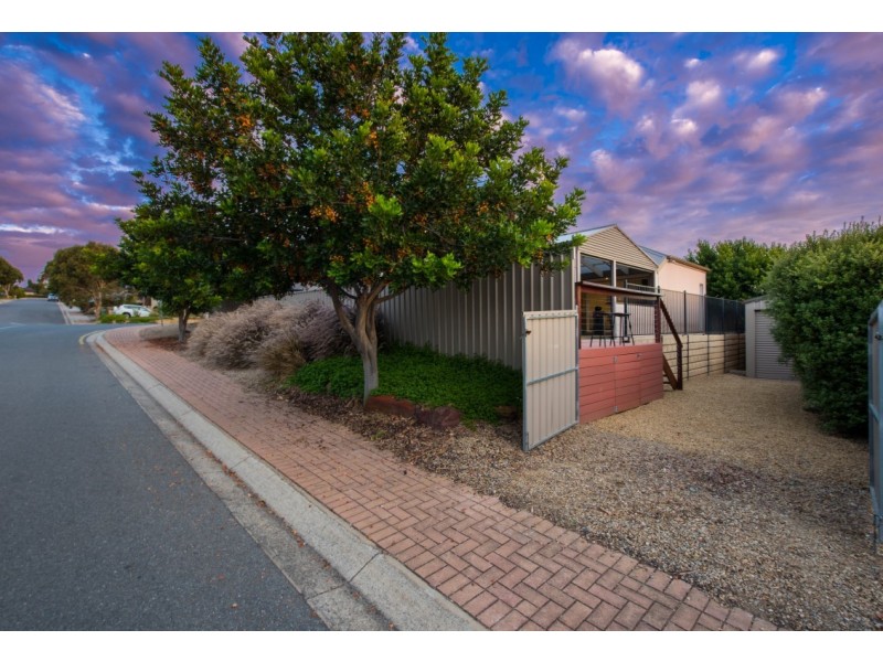 19 Harbour Drive, Seaford Rise SA 5169