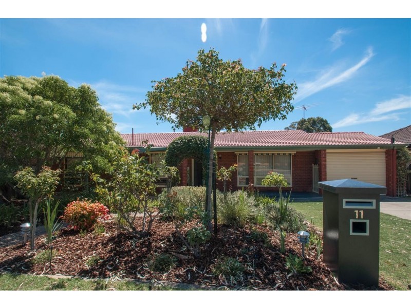 11 James Road, Happy Valley SA 5159