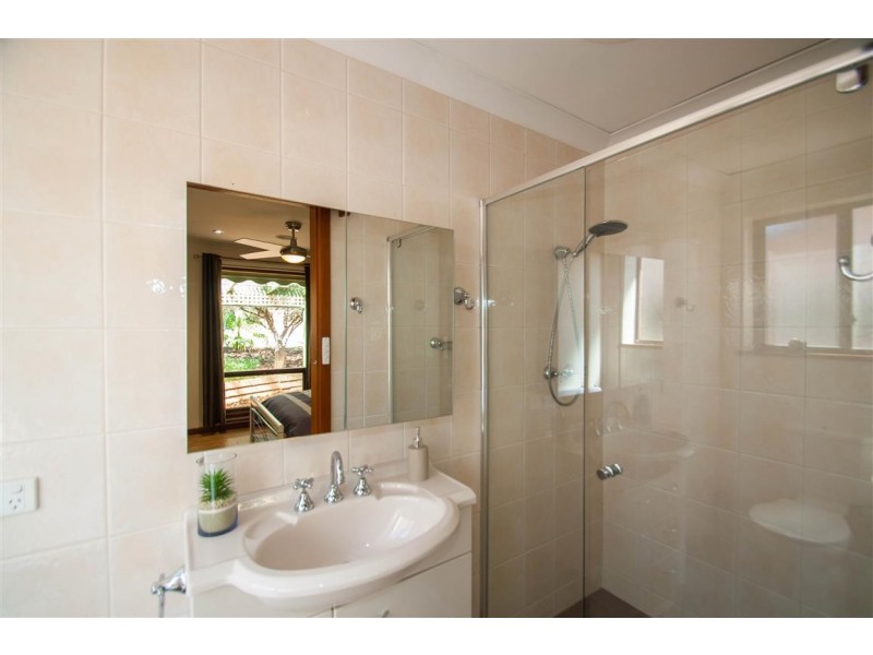 11 James Road, Happy Valley SA 5159