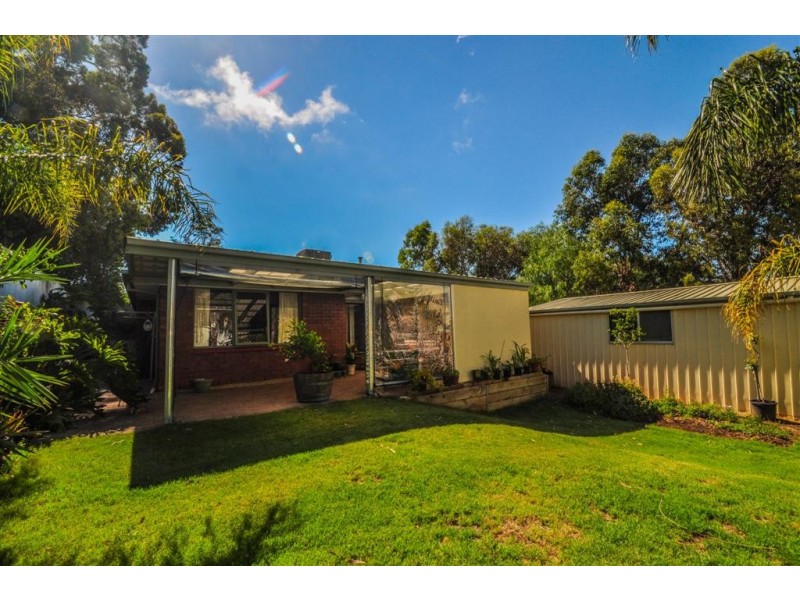 10 Magnolia Avenue, Happy Valley SA 5159
