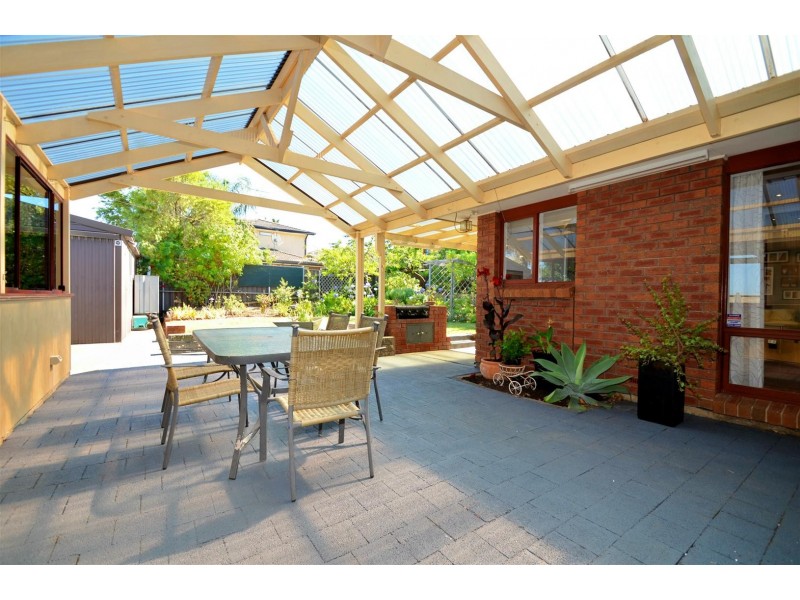 4 Oakvale Way, Hallett Cove SA 5158