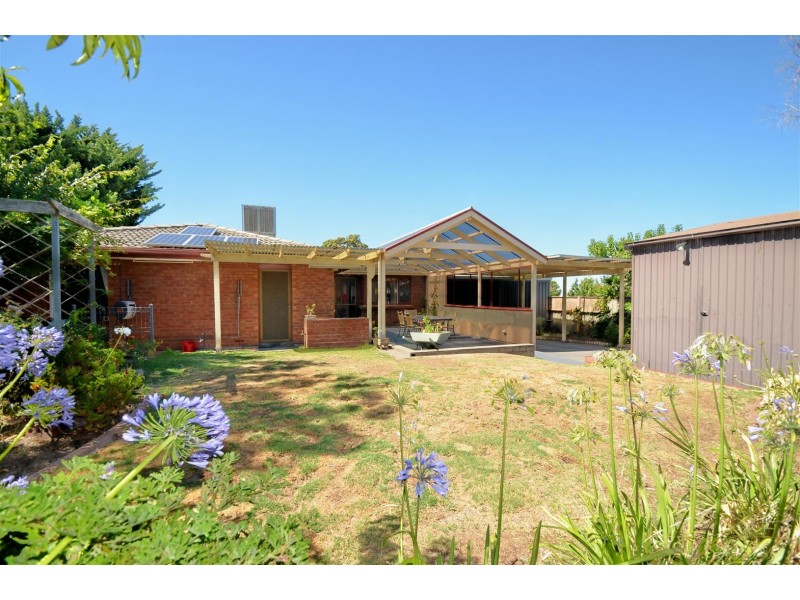 4 Oakvale Way, Hallett Cove SA 5158