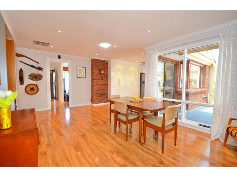 4 Oakvale Way, Hallett Cove SA 5158
