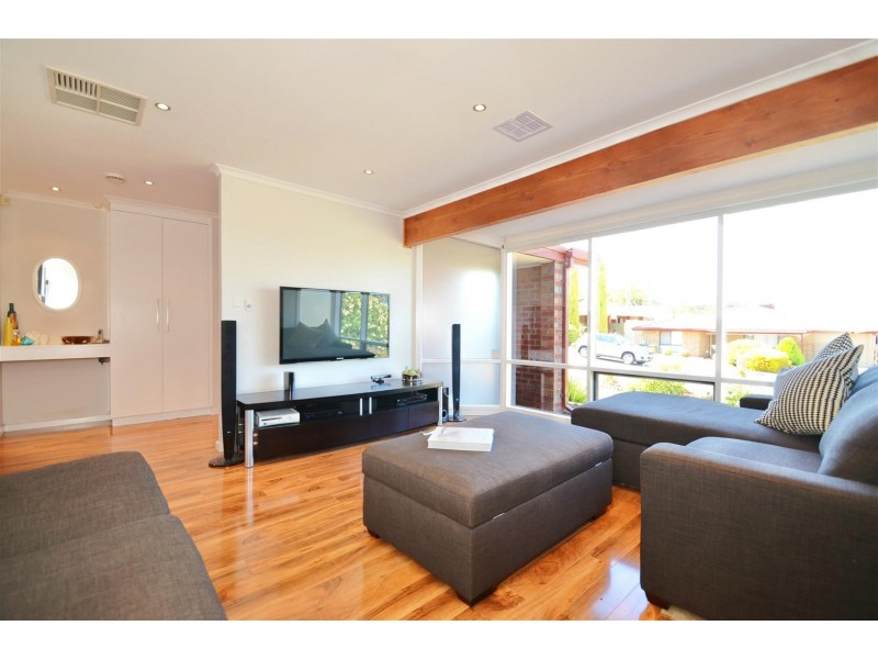 4 Oakvale Way, Hallett Cove SA 5158