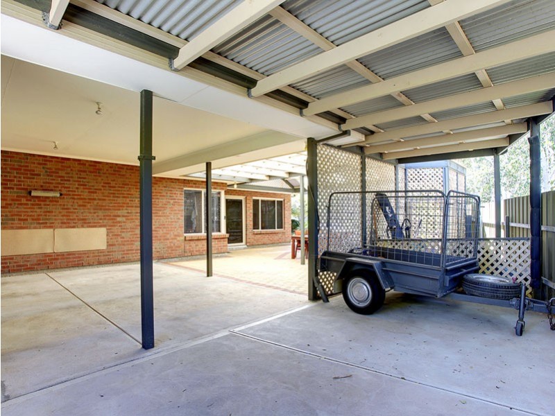 35 Waverley Drive, Willunga SA 5172