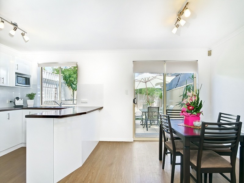 2/26 Myrtle Grove, Clovelly Park SA 5042