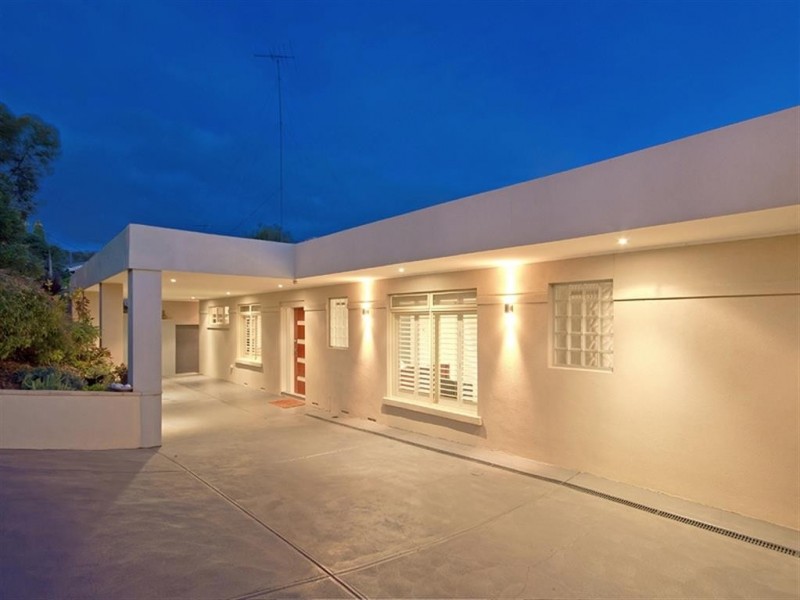 19 Ridgefield Avenue, Seaview Downs SA 5049