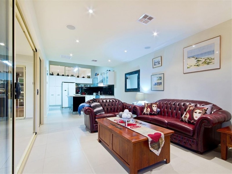 19 Ridgefield Avenue, Seaview Downs SA 5049