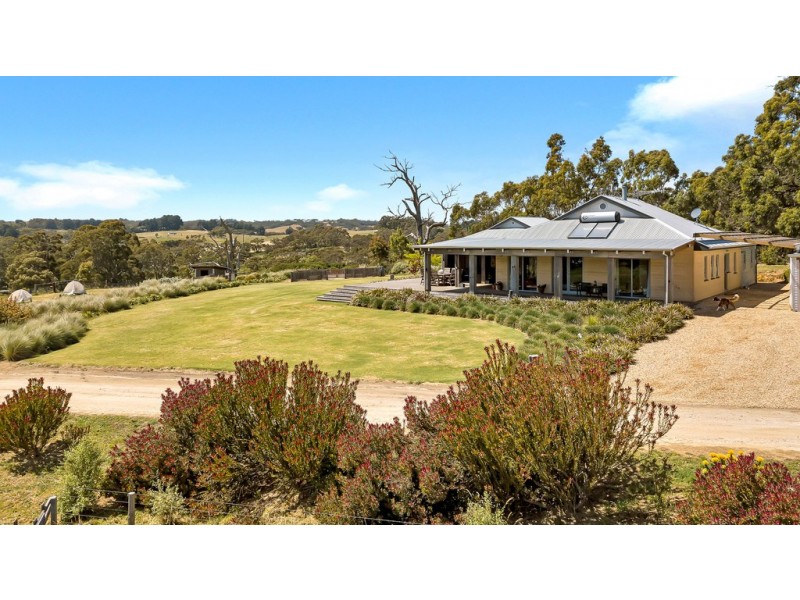 19 Bishop Road, Willunga Hill SA 5172