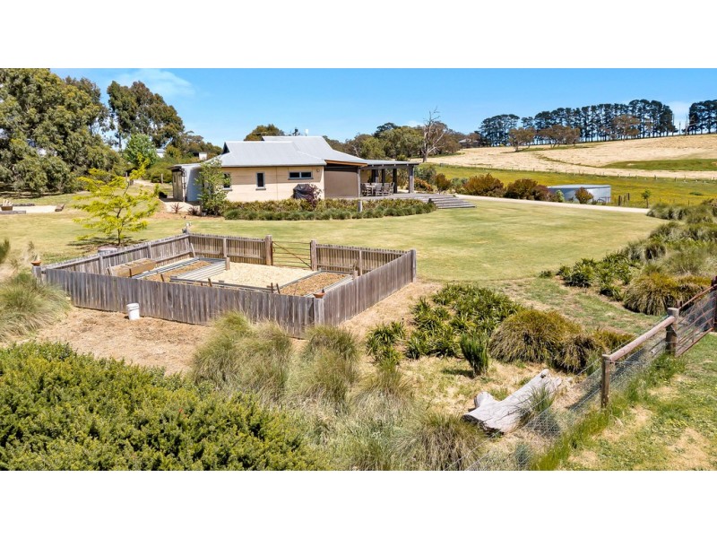 19 Bishop Road, Willunga Hill SA 5172