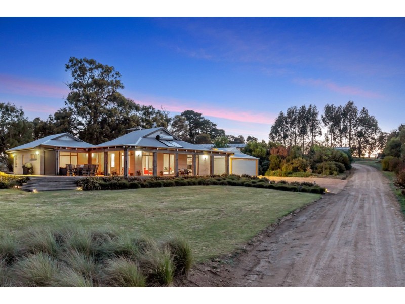 19 Bishop Road, Willunga Hill SA 5172