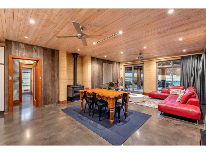 19 Bishop Road, Willunga Hill SA 5172