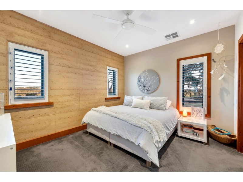 19 Bishop Road, Willunga Hill SA 5172