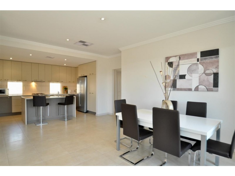 11 Atlantis Avenue, Seaford Meadows SA 5169