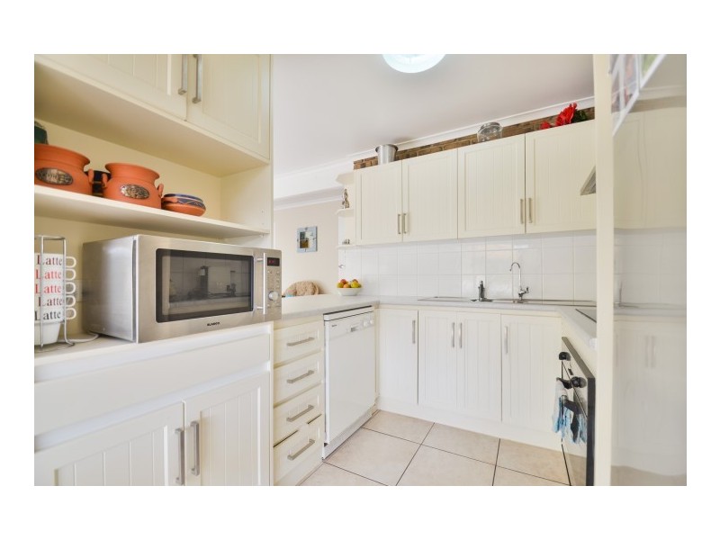 1 Grassdale Rise, Aberfoyle Park SA 5159