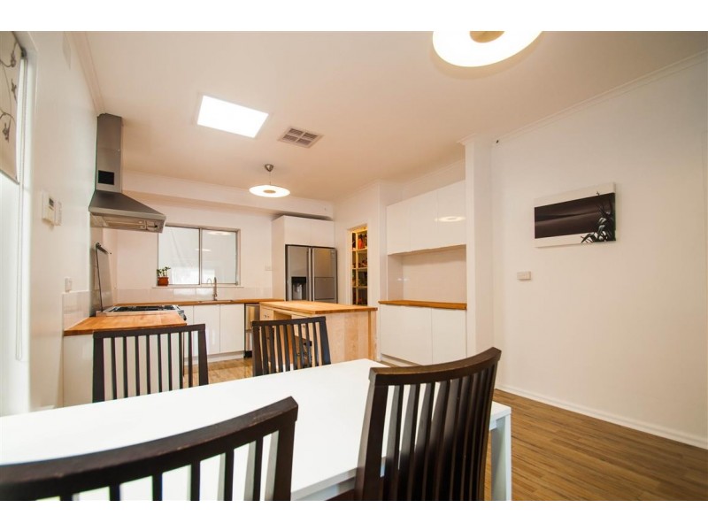 12 Corpe Avenue, Port Noarlunga SA 5167