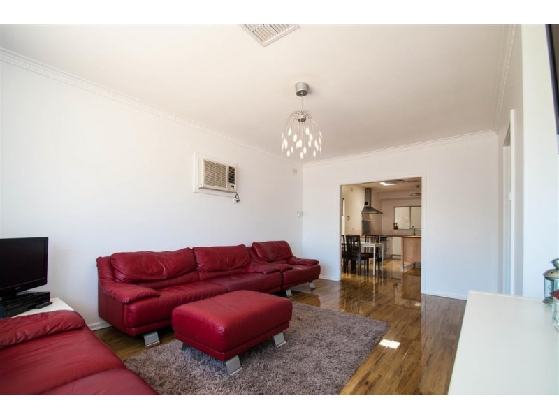 12 Corpe Avenue, Port Noarlunga SA 5167
