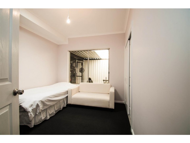 12 Corpe Avenue, Port Noarlunga SA 5167