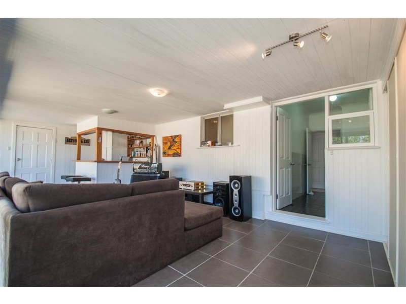 12 Corpe Avenue, Port Noarlunga SA 5167