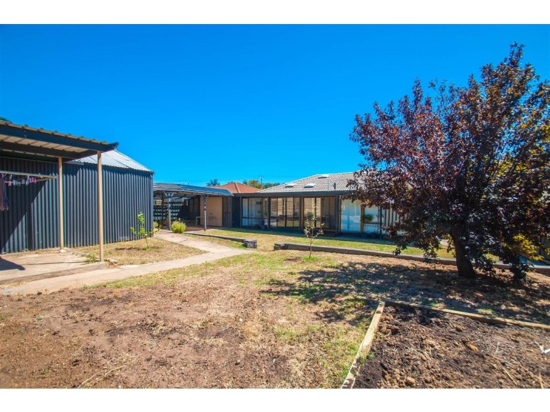 12 Corpe Avenue, Port Noarlunga SA 5167