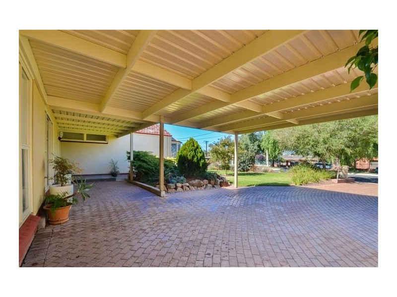 33 Meredith Street, Broadview SA 5083