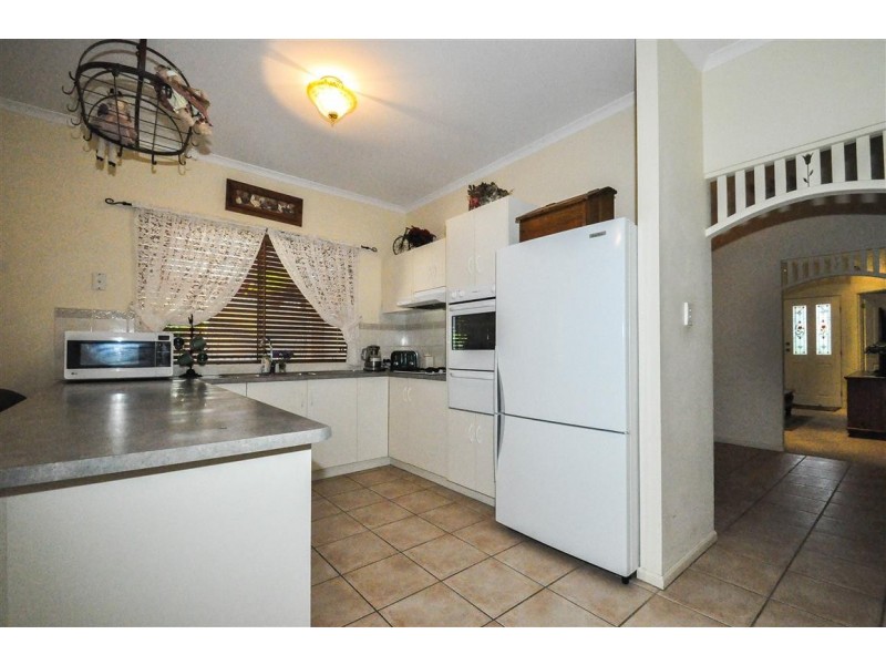 16 Alana Walk, Woodcroft SA 5162