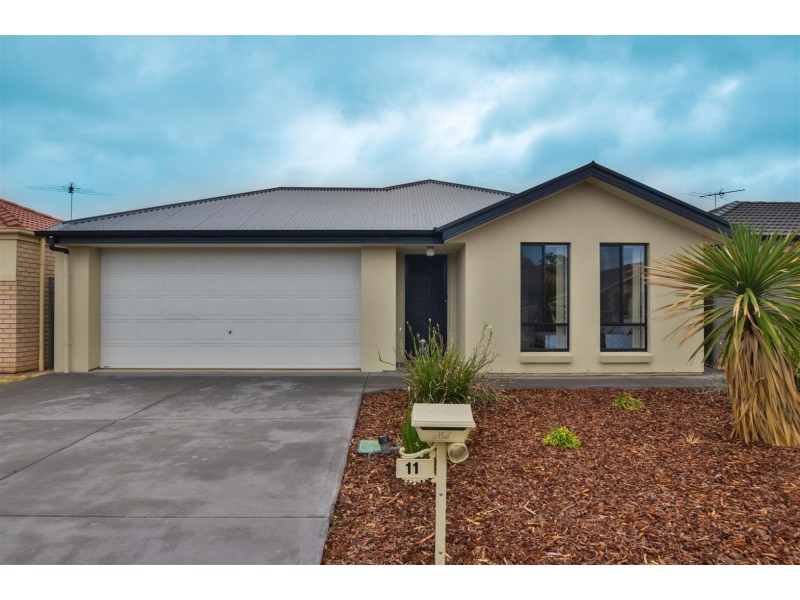 11 Oakwood Cct, Munno Para West SA 5115
