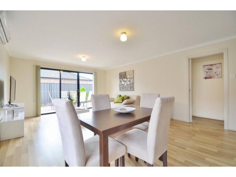 11 Oakwood Cct, Munno Para West SA 5115