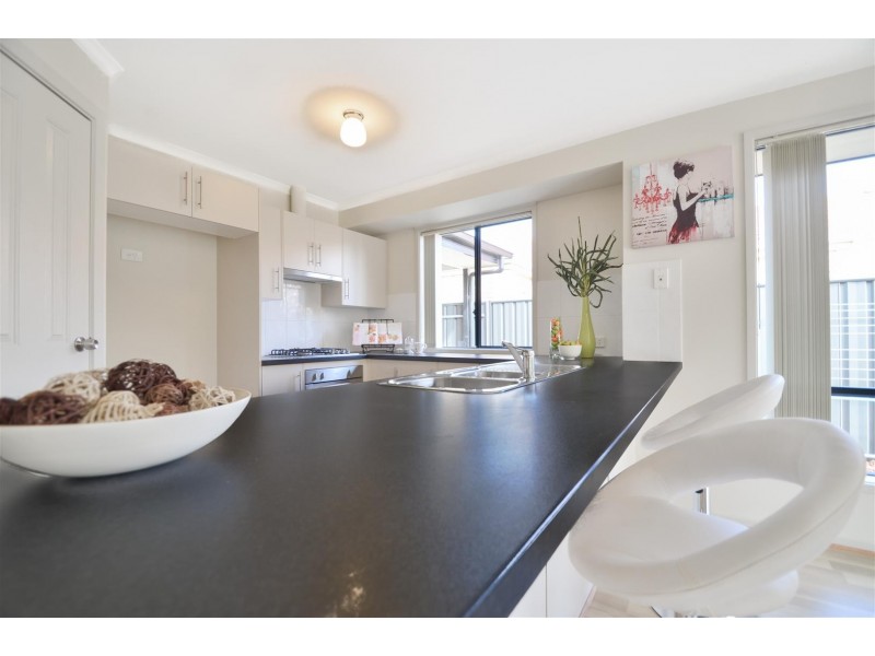 11 Oakwood Cct, Munno Para West SA 5115