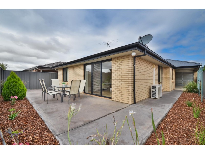 11 Oakwood Cct, Munno Para West SA 5115