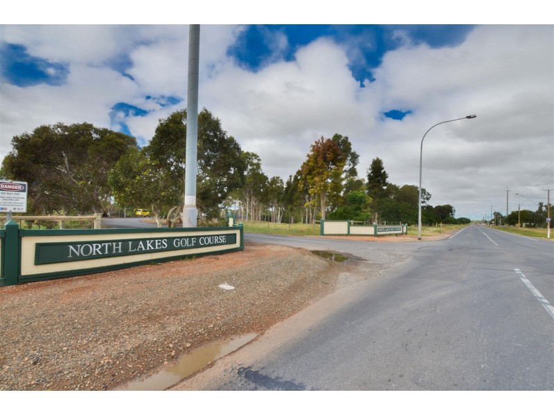 11 Oakwood Cct, Munno Para West SA 5115