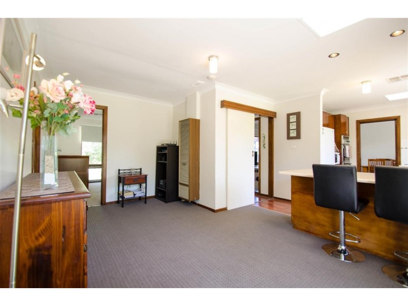 1 Dianne Street, Happy Valley SA 5159