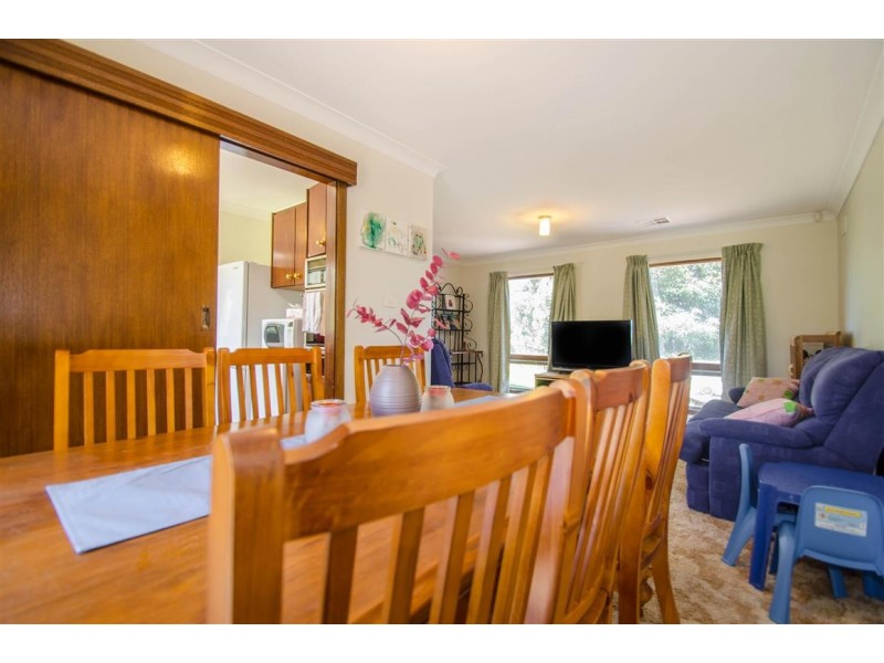 1 Dianne Street, Happy Valley SA 5159
