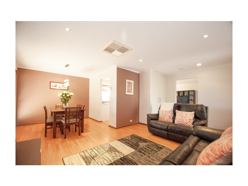 28 Doulton Drive, Trott Park SA 5158