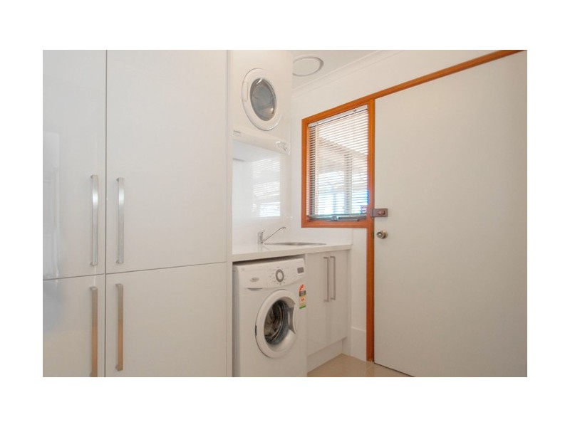 28 Doulton Drive, Trott Park SA 5158