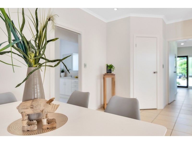 90 Grand Boulevard, Seaford Rise SA 5169
