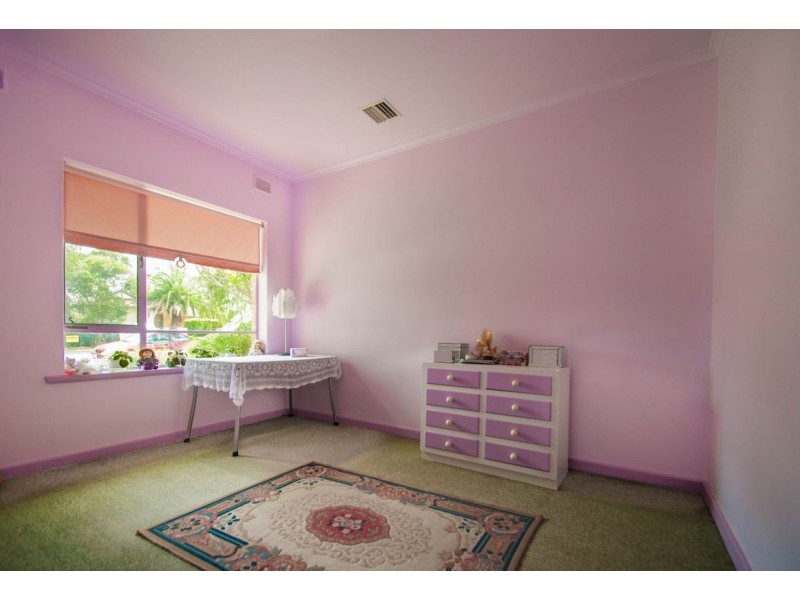 6A Seventh Avenue, Ascot Park SA 5043