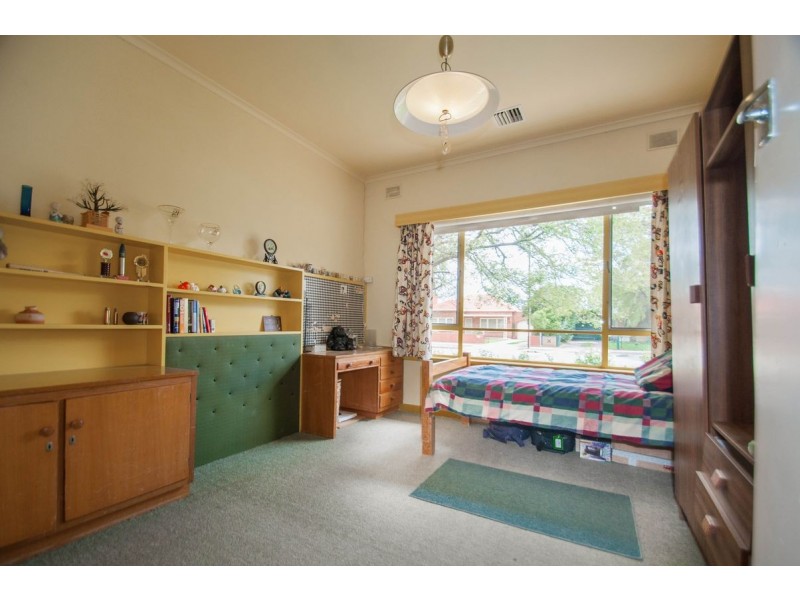 6A Seventh Avenue, Ascot Park SA 5043