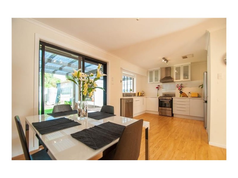 4 Southbound Avenue, Aberfoyle Park SA 5159