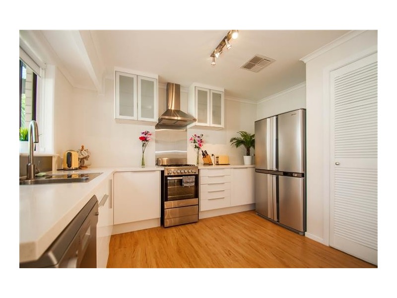 4 Southbound Avenue, Aberfoyle Park SA 5159
