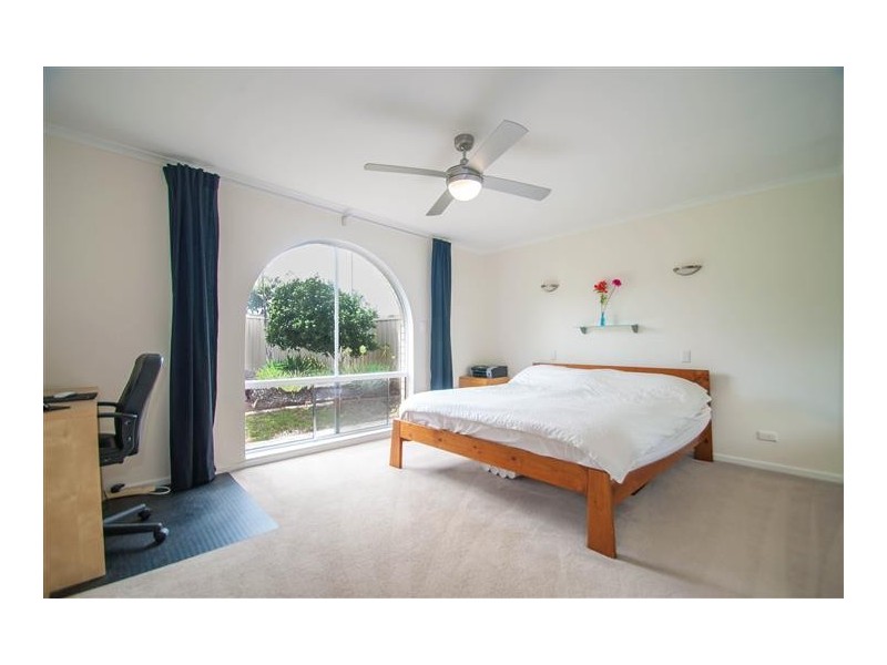 4 Southbound Avenue, Aberfoyle Park SA 5159