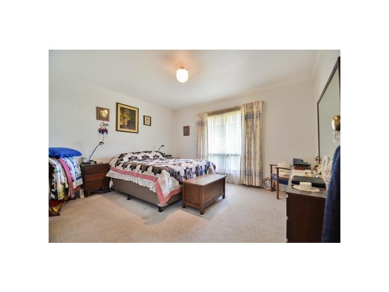 24 Semmens Road, Mclaren Vale SA 5171