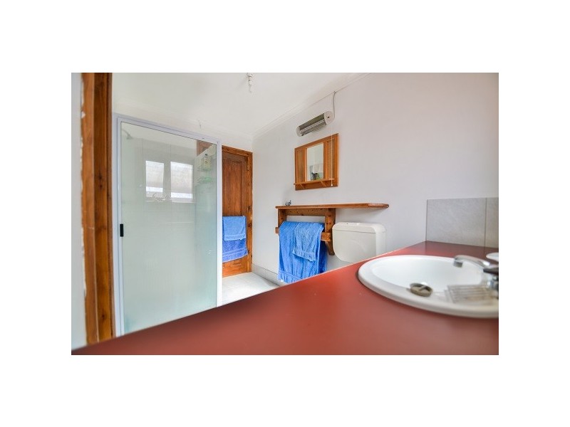 24 Semmens Road, Mclaren Vale SA 5171