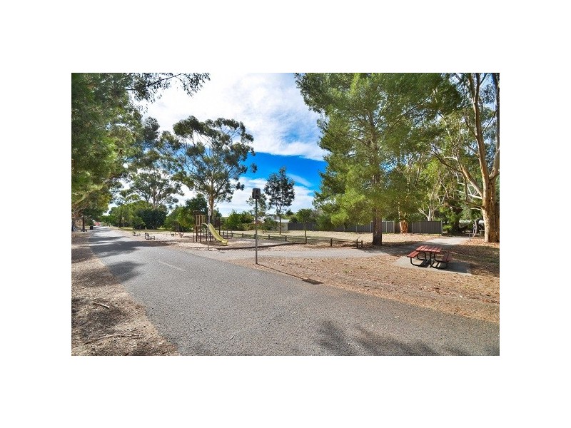 24 Semmens Road, Mclaren Vale SA 5171