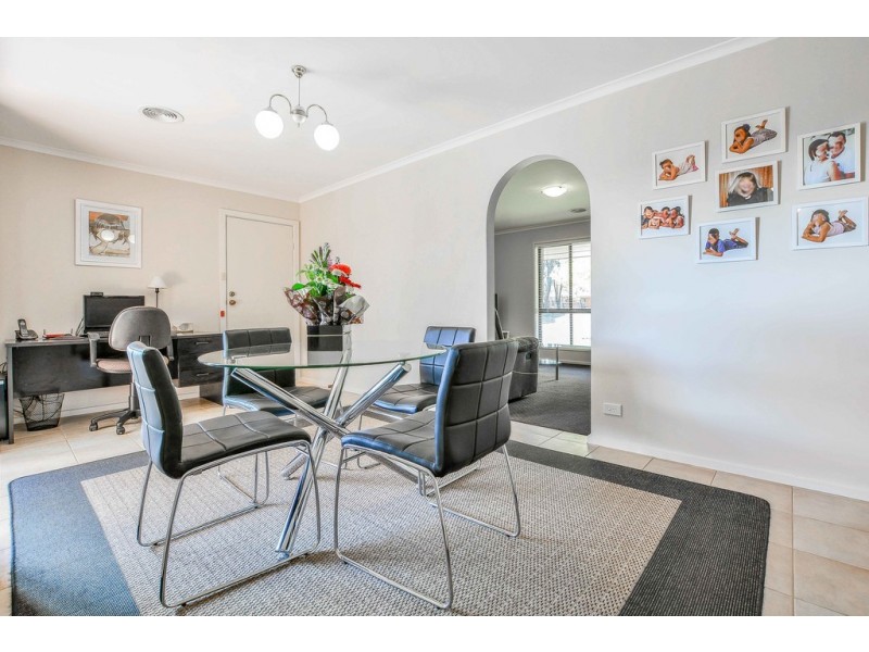 3 Barbary Way, Seaford Rise SA 5169